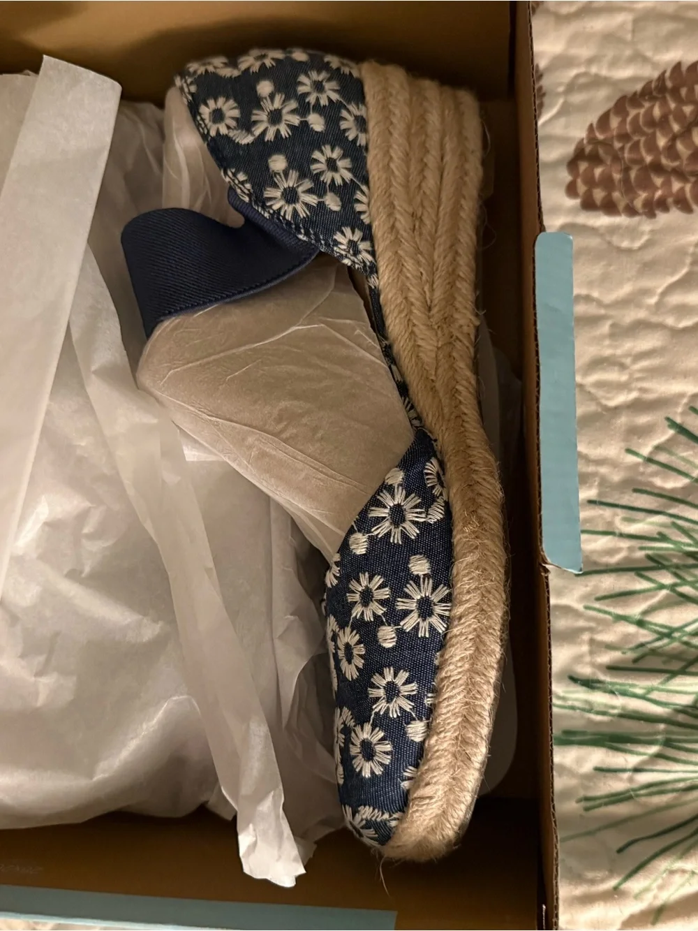 Life Stride Kaylee Blue & White Floral Espadrille Wedges